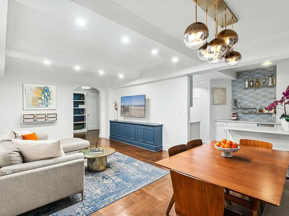 325 E 79th St APT 2C, New York, NY 10075
