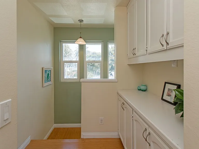168 Walnut Ave — Photo 17