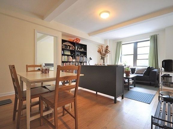 2nd image of 852 Amsterdam Ave #13C