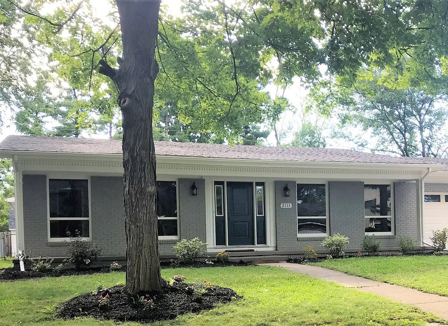 2111 Galen Dr photo 1