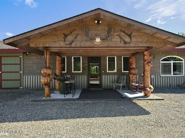 47767 S Brower Pl, Talkeetna, AK 99676