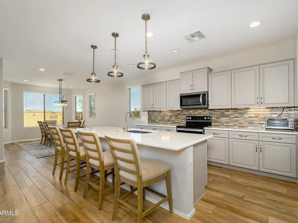 26042 W KRISTAL Way, Buckeye, AZ 85396