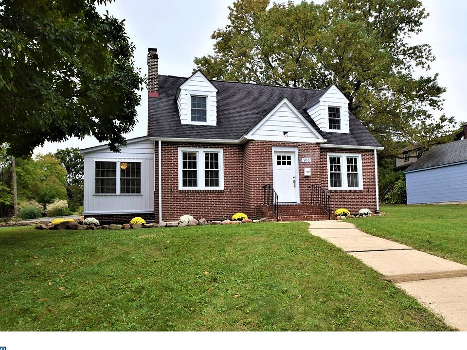 1st image of 100 W Clearview Ave