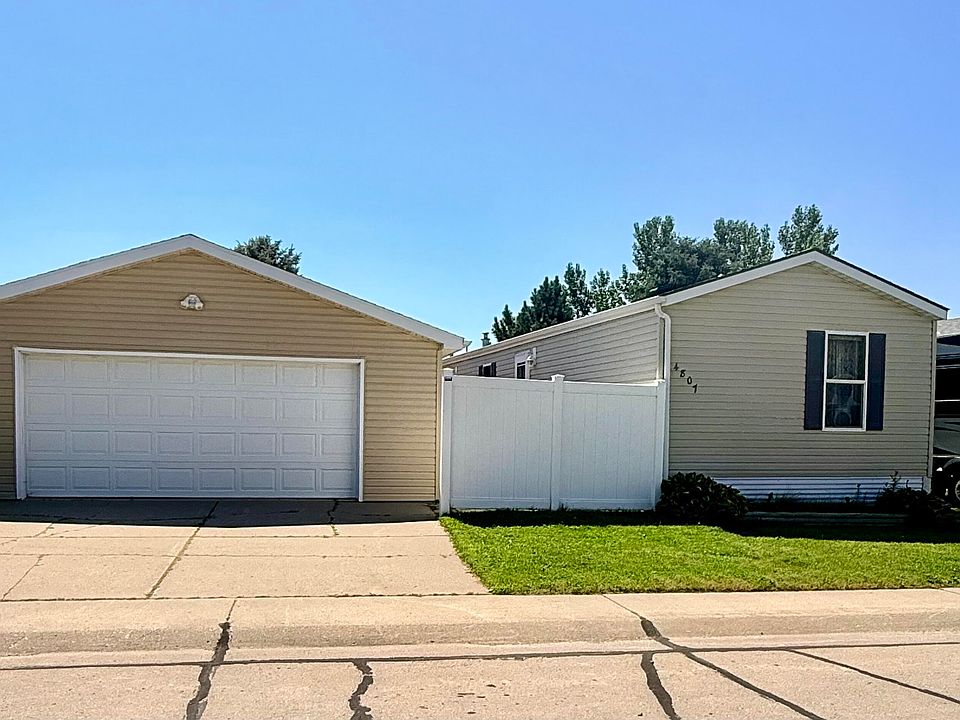 1st image of 4807 Trenton Dr