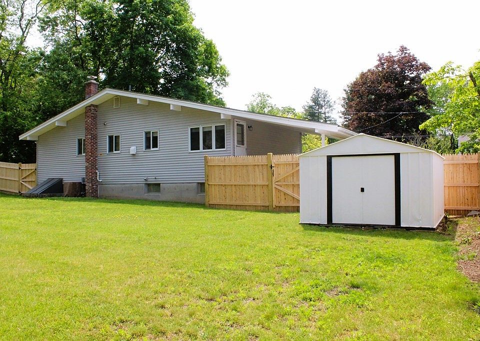 2 Richard Rd, Medway, MA 02053 Zillow