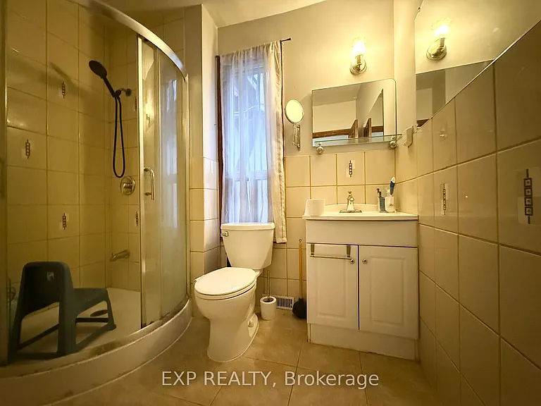 759 Gerrard St E #2 — Photo 10