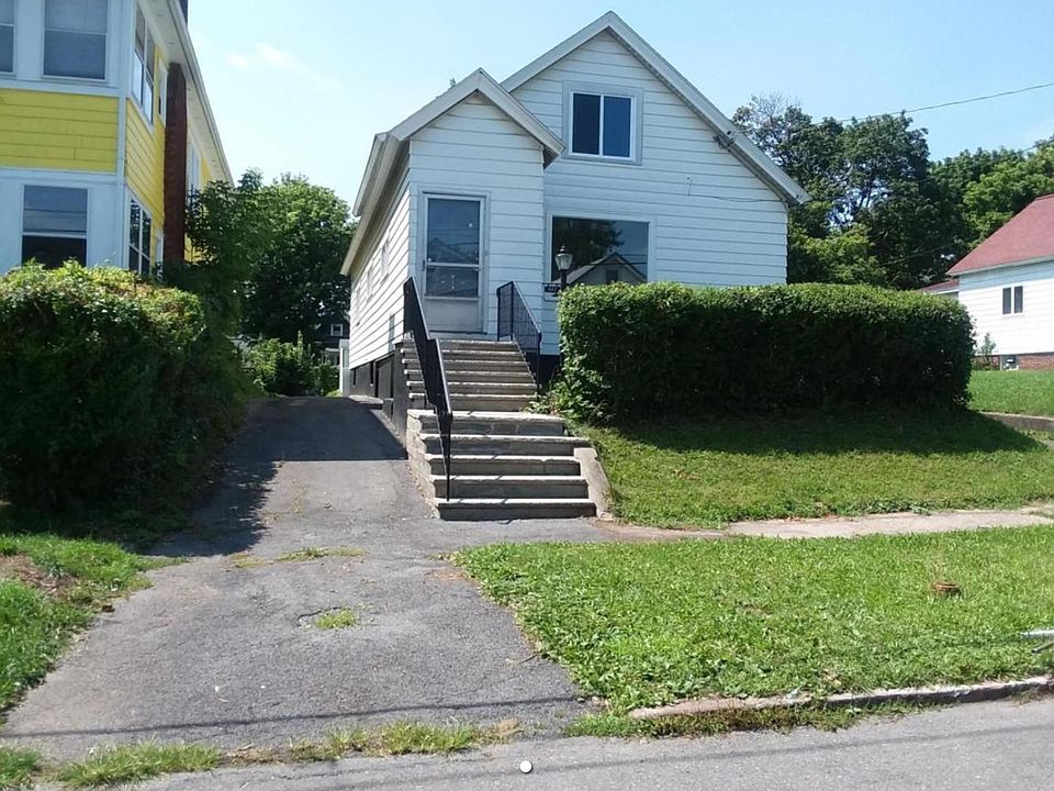1st image of 617 Helen St
