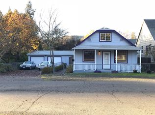 1826 SE Eddy St, Roseburg, OR 97470