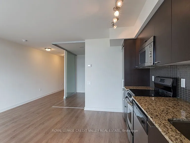 78 Tecumseth St #912 — Photo 11