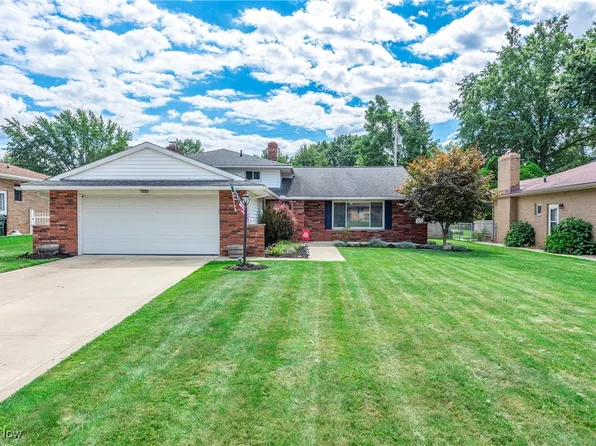 13765 Newton Rd, Middleburg Heights, OH 44130