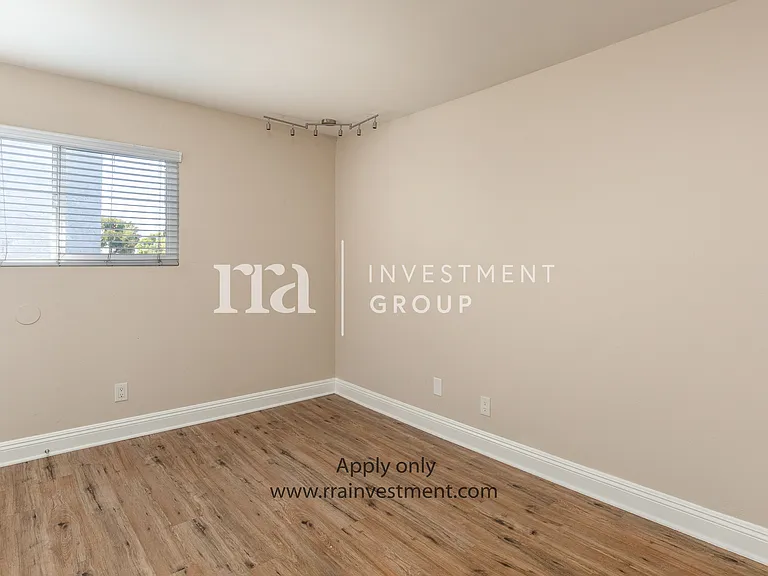 2411 Adams Ave #22 — Photo 15