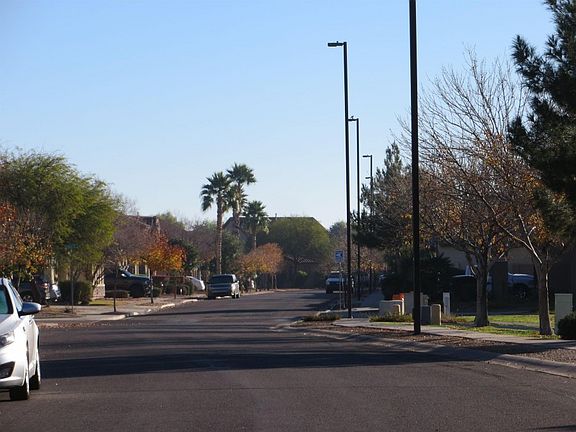4th image of 1768 S Falcon Dr