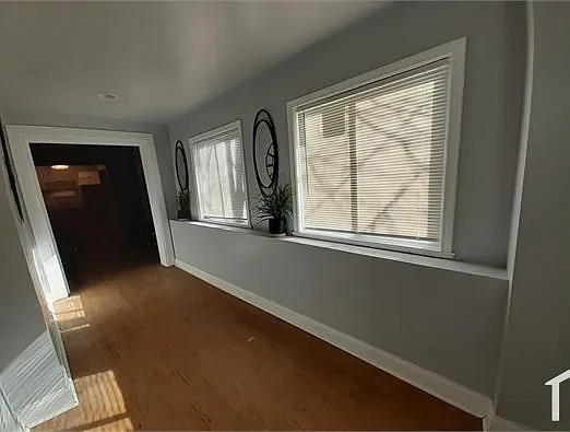 870 Coleman St — Photo 4