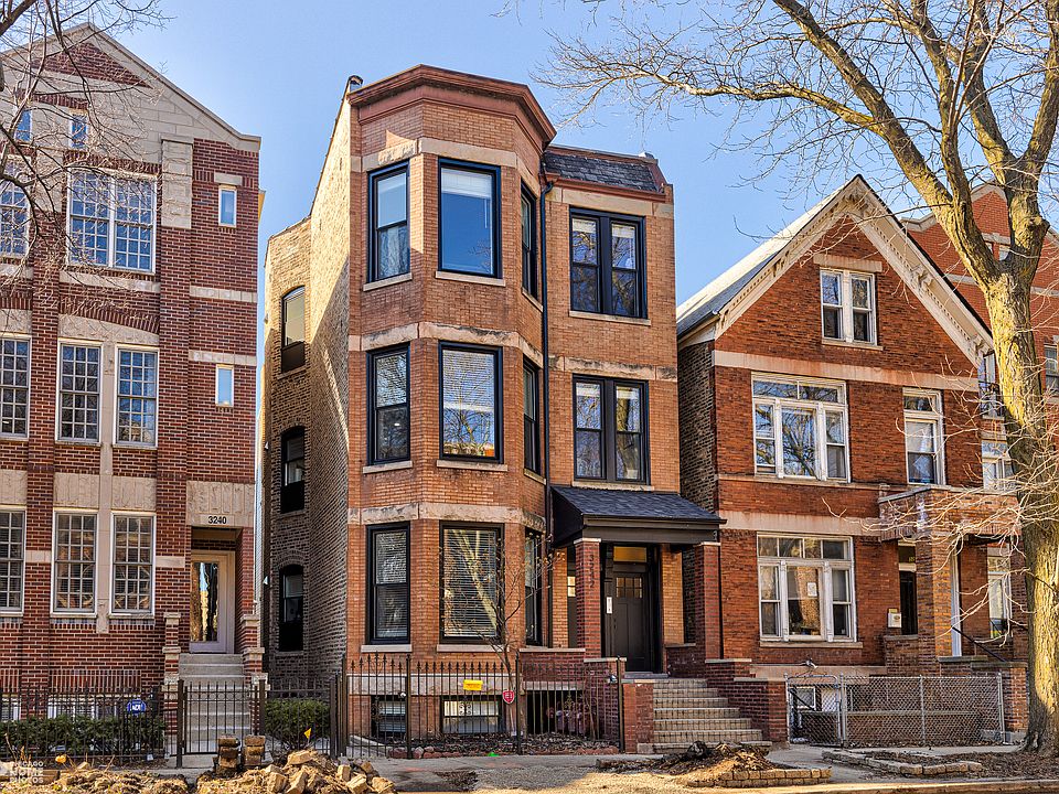 1st image of 3242 N Seminary Ave APT 2