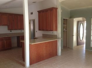 19217 Four Oaks St, Santa Clarita, CA 91351