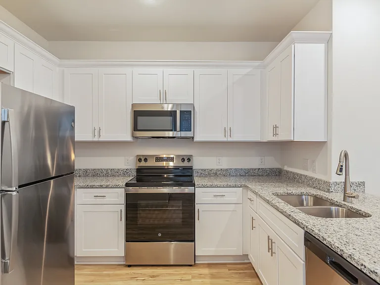 7612 Briarwood Pass #101 — Photo 9