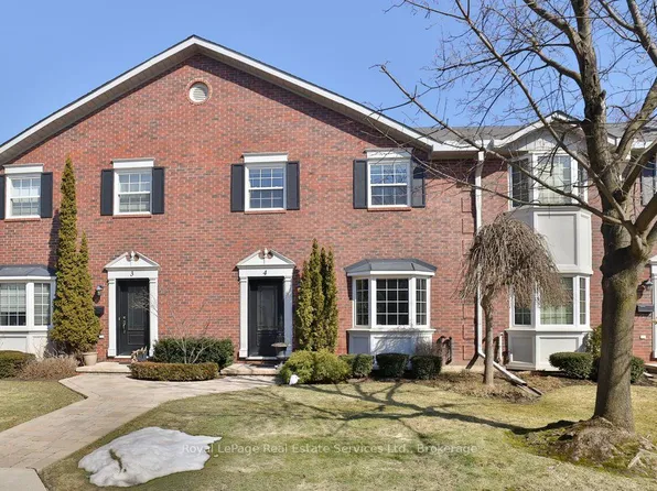 2407 Woodward Ave #4, Burlington, ON L7R 4J2