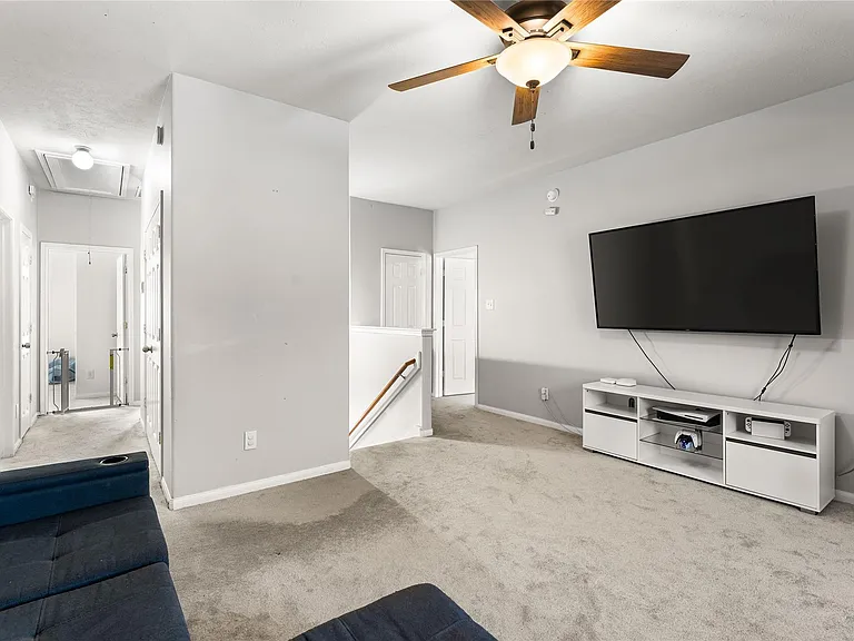 7419 Chathan Glen Ln — Photo 24