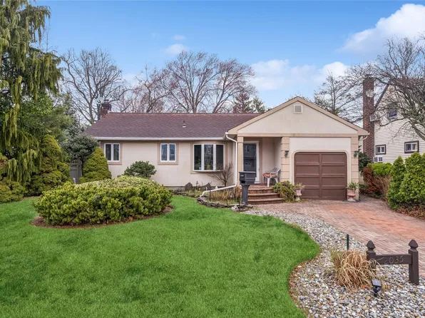 2035 Seaford Avenue, Seaford, NY 11783