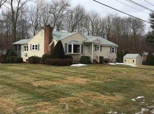 8 Bluebird Ln, Atkinson, NH 03811