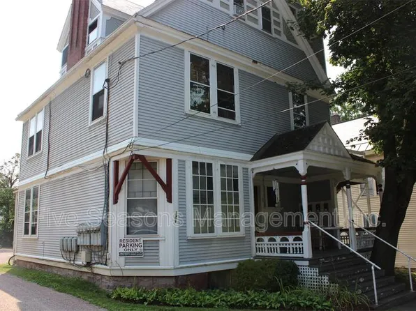 341 Pearl St APT 5, Burlington, VT 05401