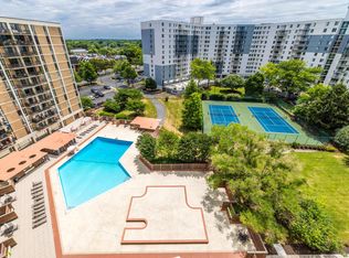 6800 Fleetwood Rd APT 116, Mc Lean, VA 22101