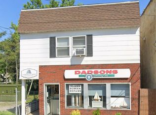 2410 Boston Post Rd, Larchmont, NY 10538