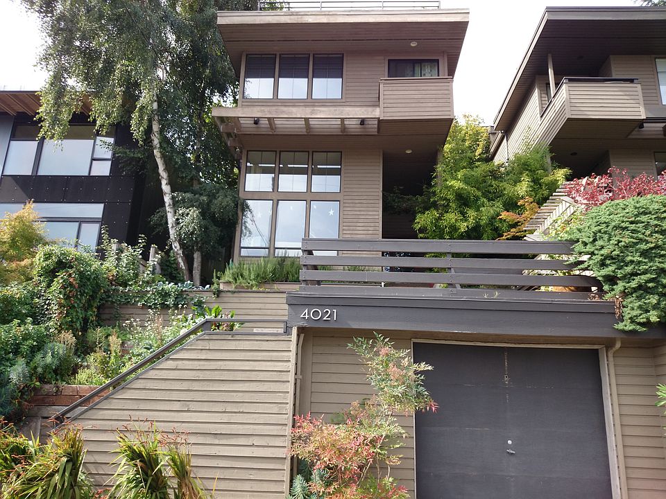 1st image of 4021 42nd Ave S