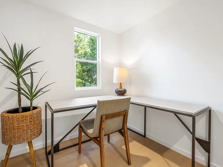 50 Deer Park Ave — Photo 45