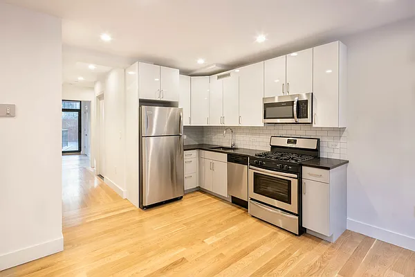 Rented by Pielet Brothers Management LLC | media 17