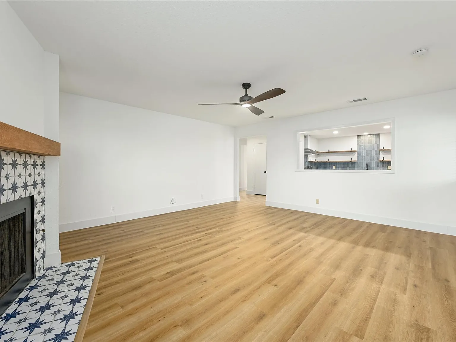 3 bed, 2.0 bath, 1510 sqft, $2,800 — Photo 4