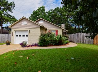 8591 Waccamaw Ct, Charleston, SC 29406