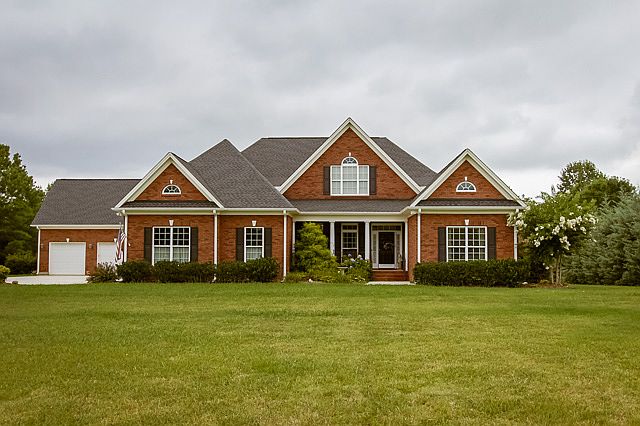 1st image of 4215 Windsong Ln