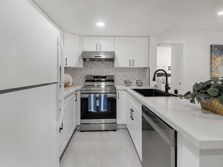 545 Pierce St #2113 — Photo 7