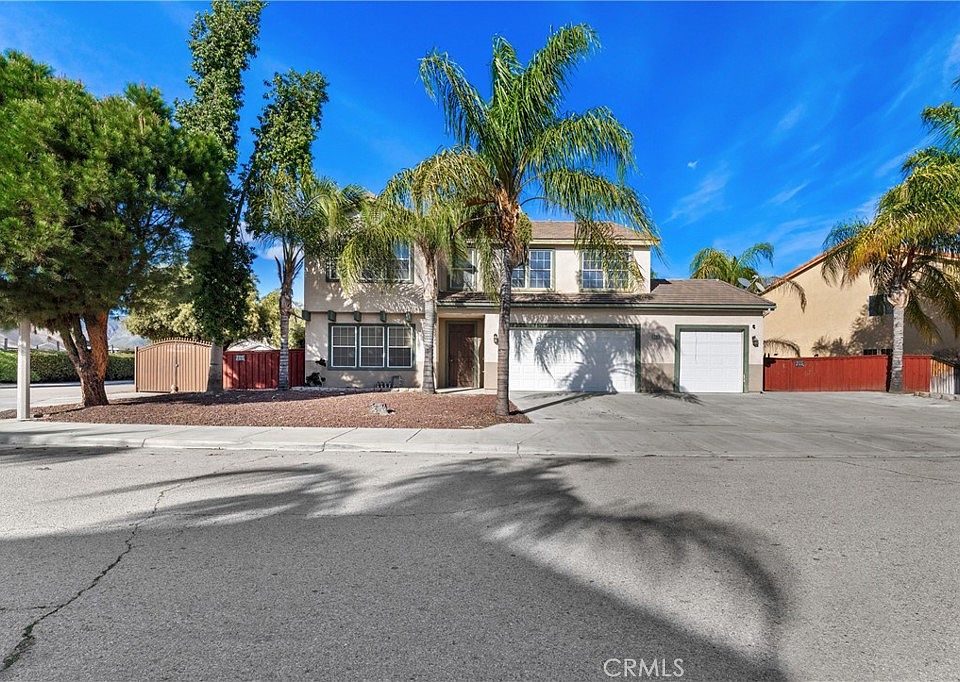 1st image of 2355 Capet St
