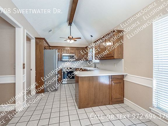 5th image of 6708 Sweetwater Dr