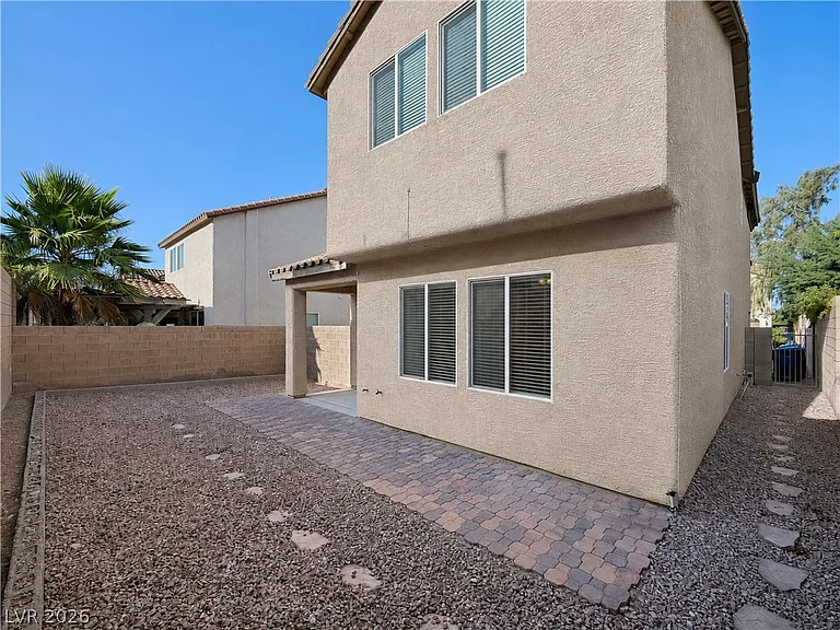 8371 Stillhouse Ct — Photo 30