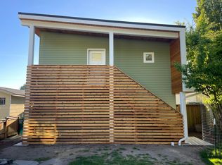 2455 55th Ave SW, Seattle, WA 98116