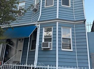 147 Essex St, Brooklyn, NY 11208