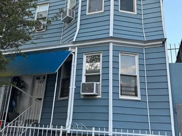 147 Essex Street, Brooklyn, NY 11208