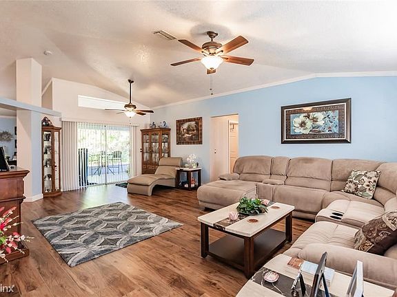 5th image of 2203 S San Mateo Dr