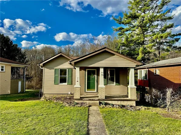 252 Miller Ave, Weirton, WV 26062
