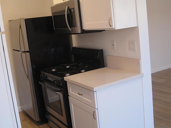2nd image of 1514 Franklin St APT 6