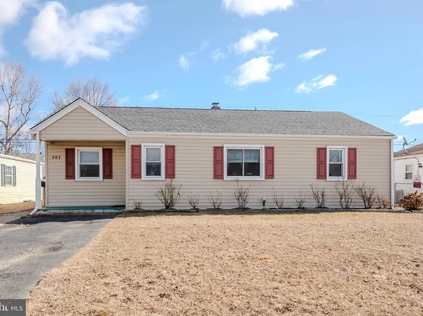 801 Harwood Rd, Wilmington, DE 19804