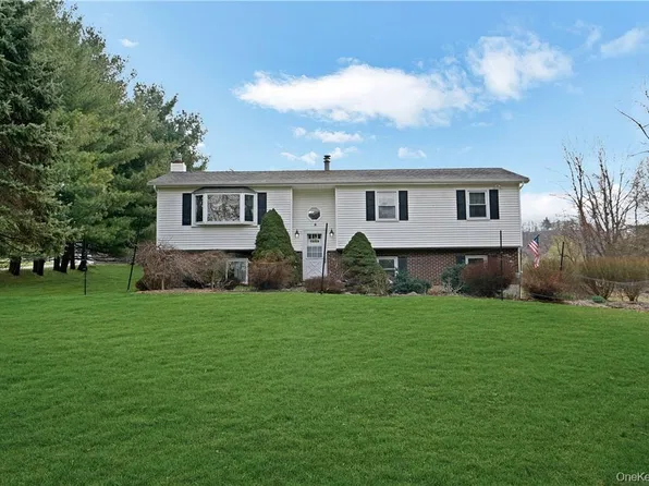 255 Prospect Rd, Monroe, NY 10950