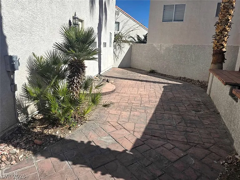 8829 Cornwall Glen Ave — Photo 8