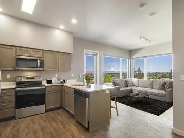 McCormick View, 1925 S I St #B-301, Tacoma, WA 98405