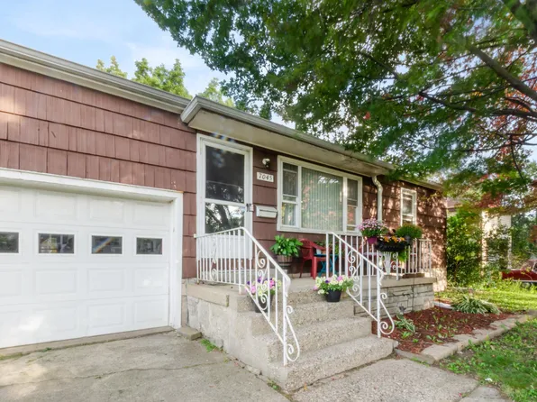 7045 California Ave, Hammond, IN 46323