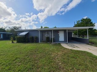 320 Palmetto Dr NE, Port Charlotte, FL 33952