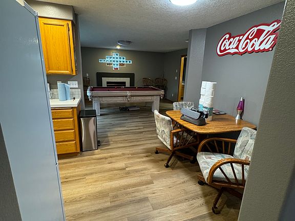 Dinning area, Pool table, fireplace
